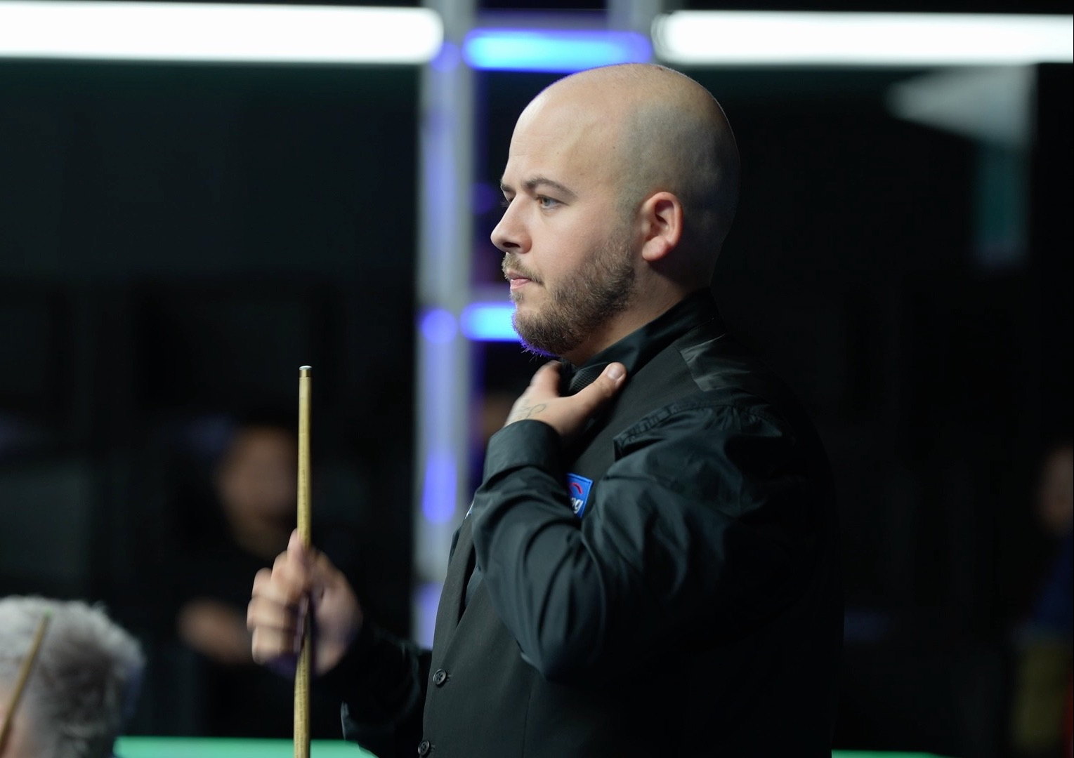 仅在球迷中 仅在球迷中